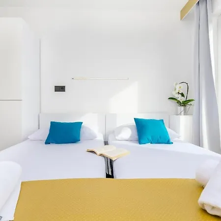 In Guest - Saints Bb Kastela - Double 3* Kastel Stafilic