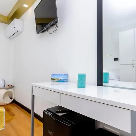 In Guest - Saints Bb Kastela - Double Guest house 3*
